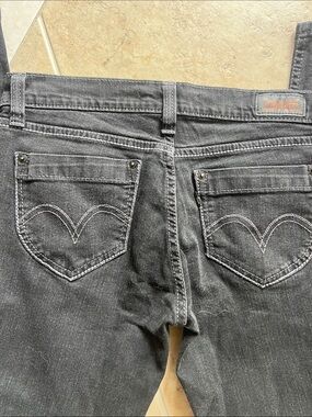 Women’s 524 Levi’s Black Denim Jeans with Contrast Stitching